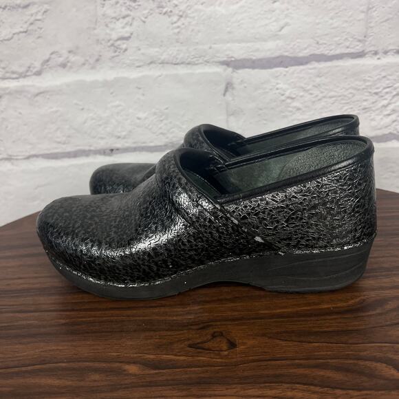 Dansko Women 12 XP 2.0 Career Comfort Slip Resistant Textured Nursing Clog Mules - Picture 6 of 12